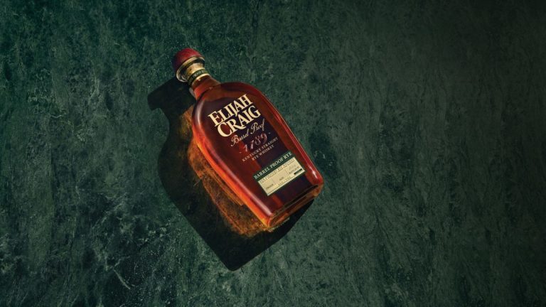 Taste Test: Elijah Craig’s First Barrel-Strength Rye Is Superb for Sipping or Mixing in Your Manhattan