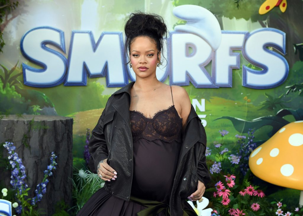 All The Celebrities That Reacted To Rihanna’s Baby News