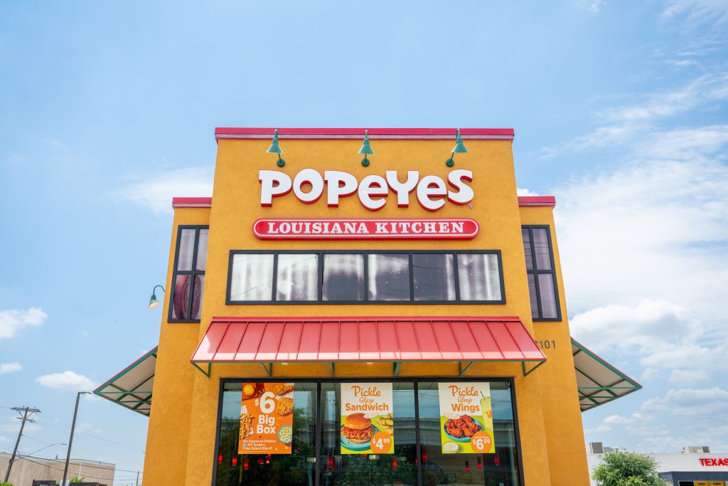 Popeyes Announces It Is Teaming Up With the Popular Youtube Show ‘Hot Ones’