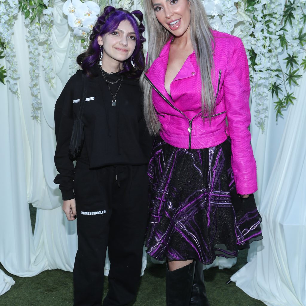 Farrah Abraham Lets 16-Year-Old Daughter Get a Stomach Tattoo