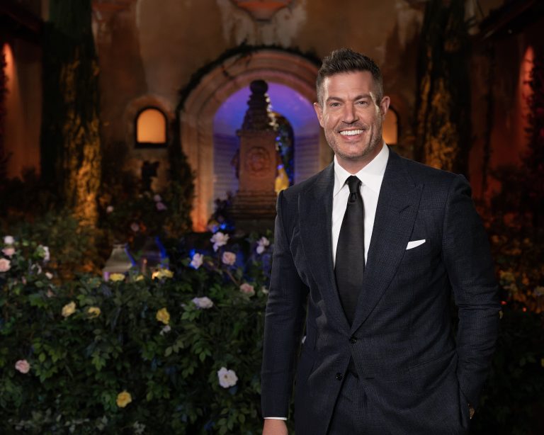The Bachelor Mansion is Getting a Major Makeover in New HGTV Show Featuring Former Contestants