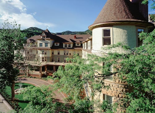 Colorado Springs Travel Guide: Insiders Share Their Go-To Spots