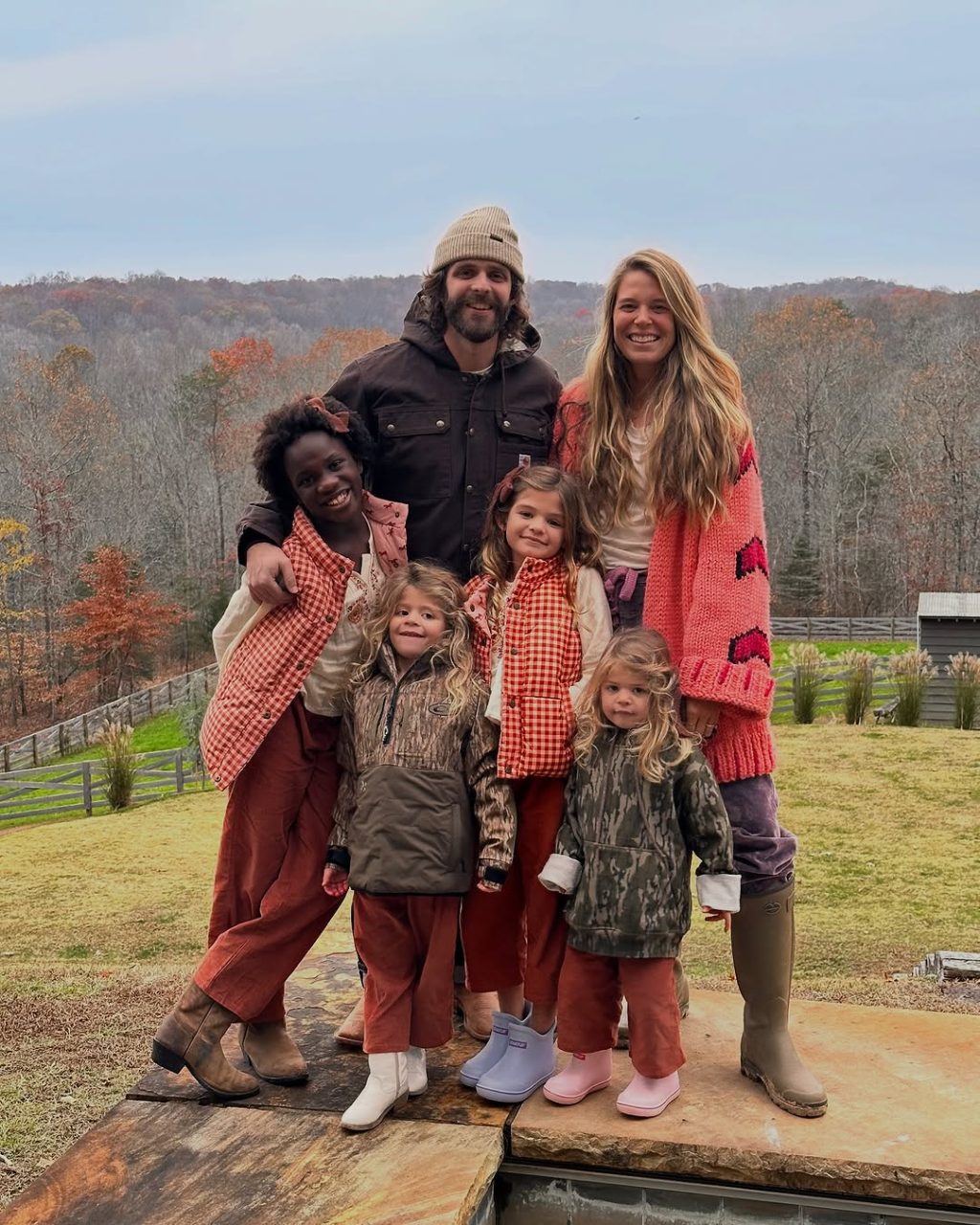 Country Singer Thomas Rhett Reveals How His Wife Told Him and Their Kids About Baby #5