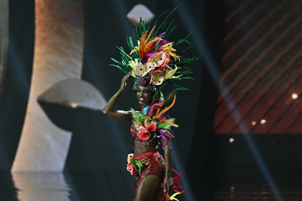 Miss Jamaica Hospitalized After Falling Off Miss Universe Stage During Competition