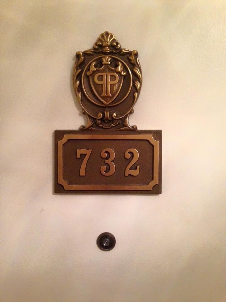 The origin of suite numbers in classic hotels