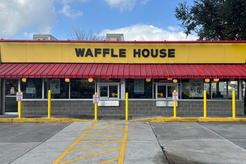 What Restaurants Are Open on Thanksgiving Day 2025?