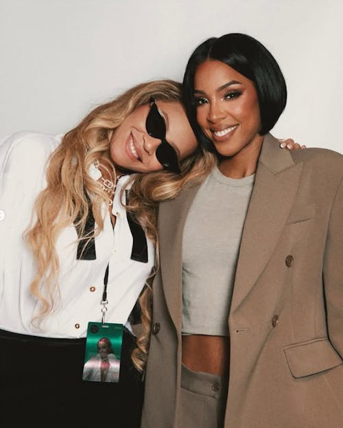 Beyoncé Channels Jay-Z in Un-Done Bow Tie for Kelly Rowland Reunion