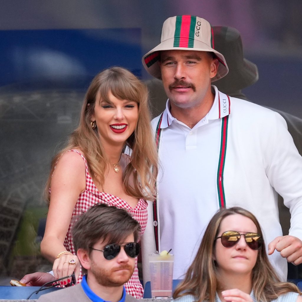 What Did Travis Kelce’s Love Letter to Taylor Swift Say? Here’s Exactly What He Wrote!