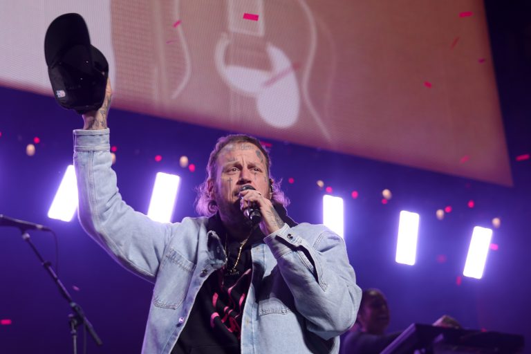 Jelly Roll’s Past Crimes Are Officially Wiped Clean by Tennessee Governor