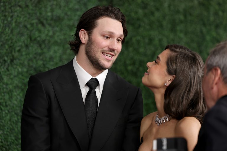 Hailee Steinfeld and Josh Allen Reveal Major News 7 Months After Getting Married