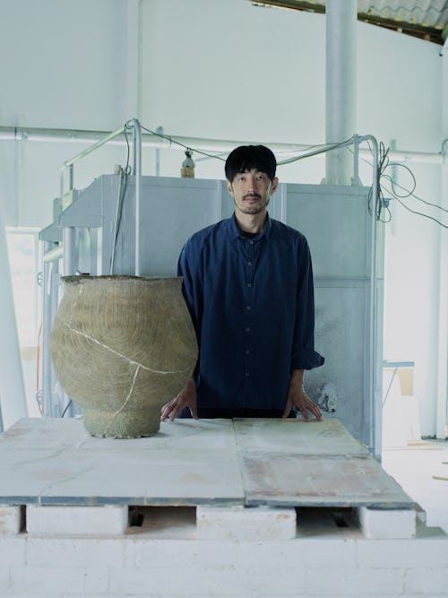 Masaomi Yasunaga Pushes the Limits of Ceramics, One Sculpture at a Time