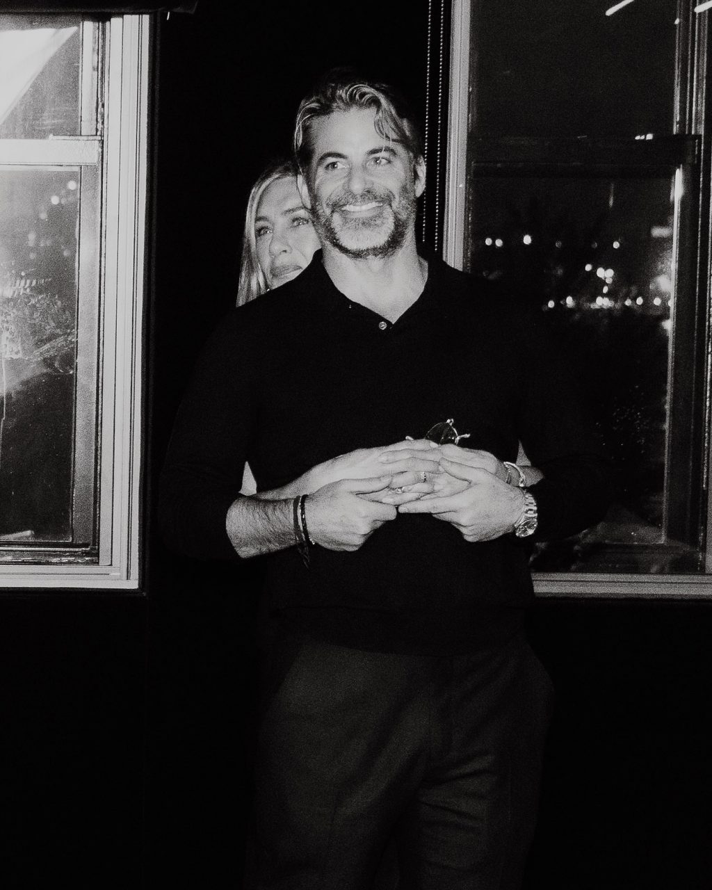 Jennifer Aniston Shares First Christmas With Boyfriend Jim Curtis — See Cute Photos
