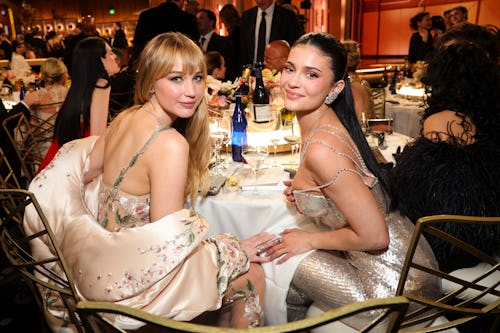 Golden Globes 2026: All the Celeb Moments You Didn't See on TV