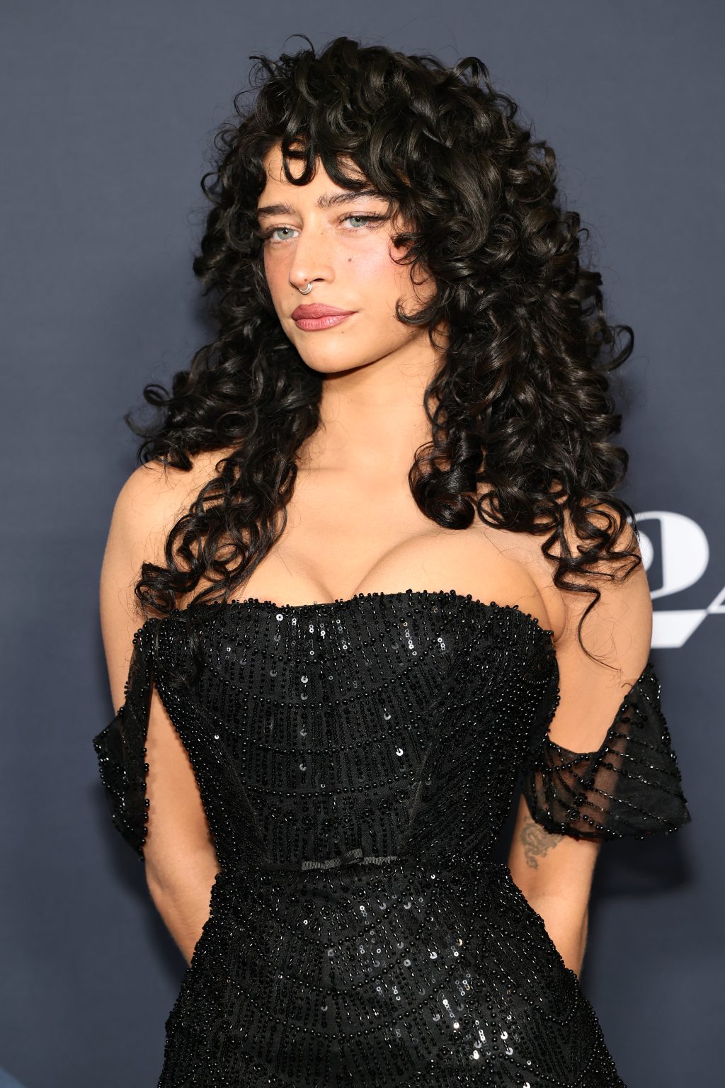 Does Odessa A’zion Wear Wigs? The ‘Marty Supreme’ Actress Sets the Record Straight on the Hair Allegations