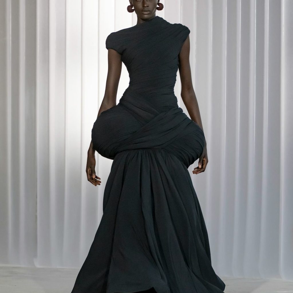 Jean Paul Gaultier Fall 2026 Is Duran Lantink’s Ode to the Masculin-Féminin