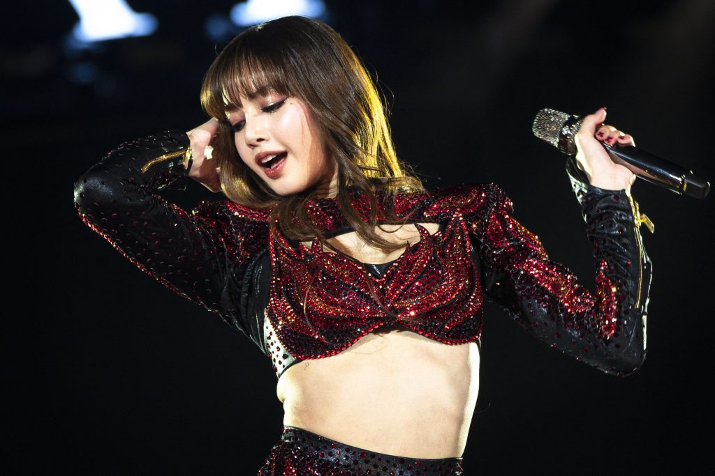 Lisa Makes K-Pop History With ‘Viva La Lisa’ Las Vegas Residency — Here’s Everything You Need to Know
