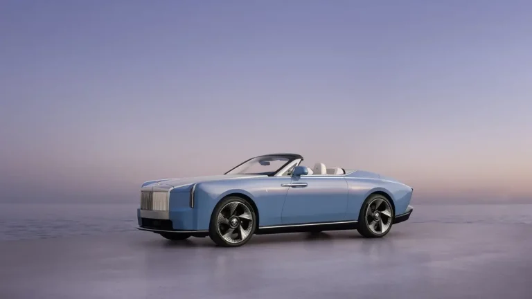 Restoring the Romance of Driving with Rolls-Royce Project Nightingale