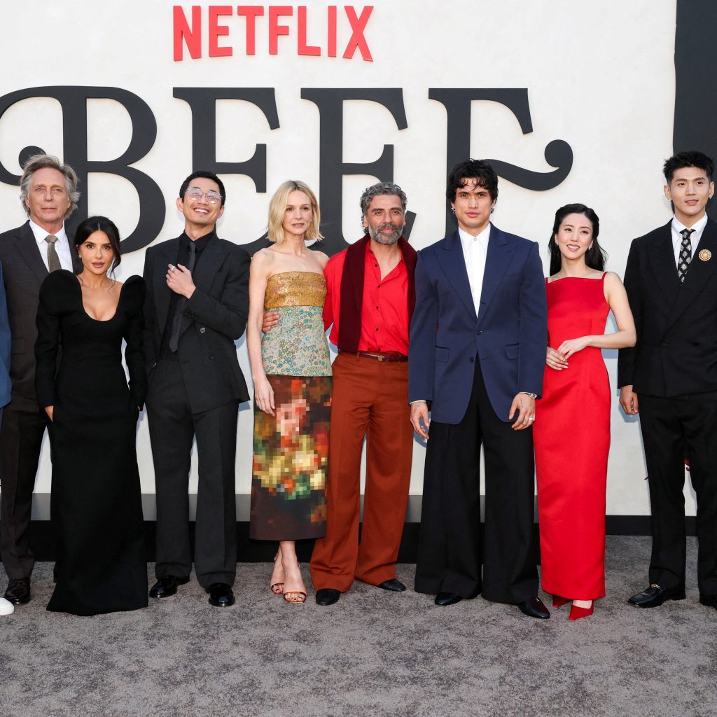 Netflix’s ‘Beef’ Season 2 Stars Oscar Isaac and Carey Mulligan as a Crumbling Couple