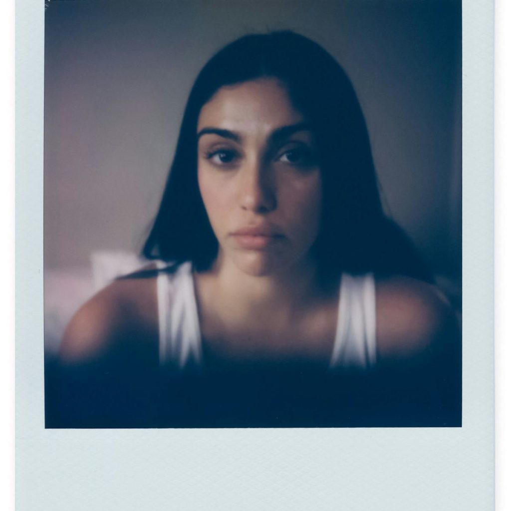 Lola Leon Talks 'T Shirt', Her Most Personal Song and Music Video Yet