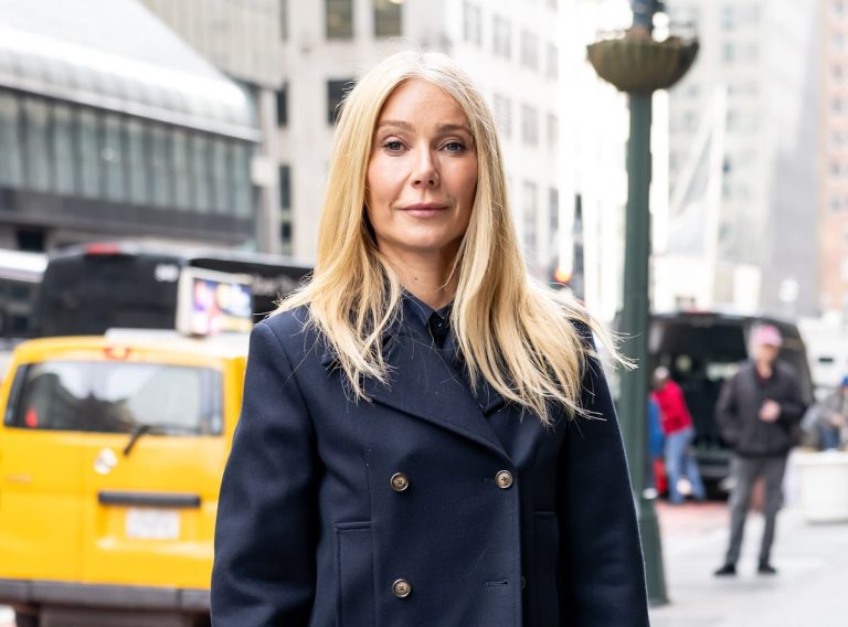 Gwyneth Paltrow Brings a Pop of Color to the NYC Summer Uniform