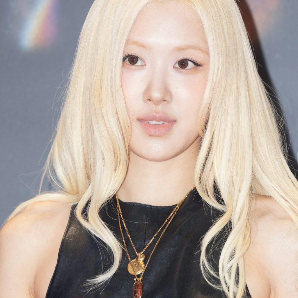 Rosé Reworks a Leather Power Skirt Into Her Off-Duty Style